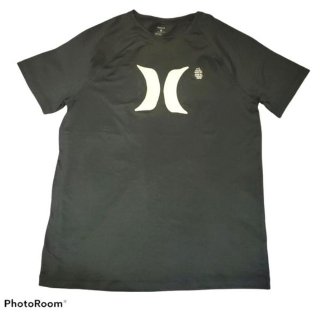 Hurley Black Shirt Size Medium UFP 50+ Sun Protection Quick Dry‎